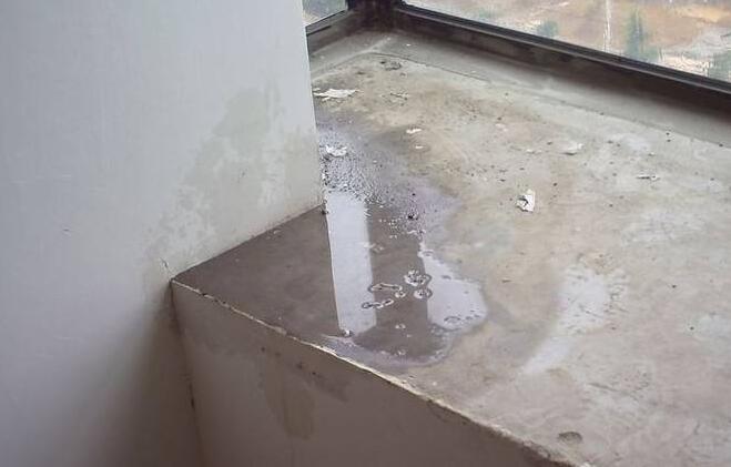 金属屋面檐口渗水应该怎么解决?家用防水涂料这几点一定要注意